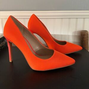 Mix No. 6 Orange Pumps “Danyah Pump”